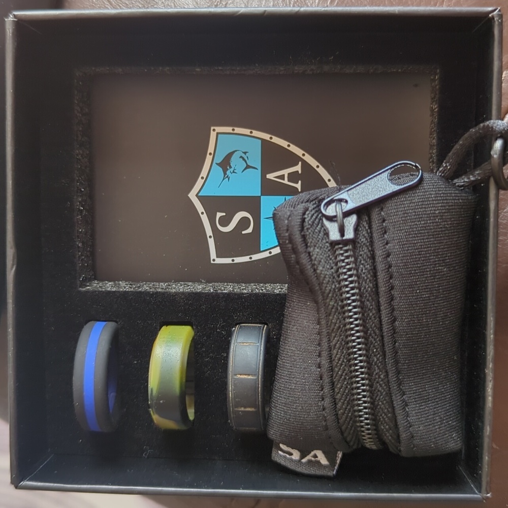 SA Company silicone rings size 9.5/10